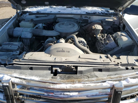 1993 GMC Yukon with VIN 1GKEK18K3PJ741909, listed as a Copart auction lot 46118535 with 241,936 mi miles and Clean Title. Bid and sale history available at carsss.com. Image 12.
