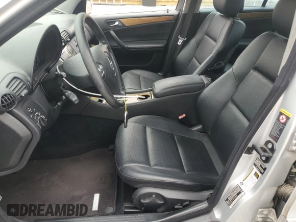 2007 Mercedes-Benz C 230 Sport with VIN WDBRF52H57A950508, listed as a Copart auction lot 54925925 with 84,905 mi miles and Clean Title. Bid and sale history available at DreamBid. Image 7.