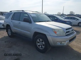 2004 Toyota 4Runner SR5 z VIN JTEBU14R340026881, wystawiony jako IAAI lot #42110486 z przebiegiem 250 514 mil mil oraz . Historia ofert i sprzedaży dostępna na DreamBid. Obrazek 1.