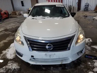 2015 Nissan Altima 2.5 SV with VIN 1N4AL3AP3FC459822, listed as a Copart auction lot 87637145 with 209,738 mi miles and Salvage Title. Bid and sale history available at carsss.com. Image 5.
