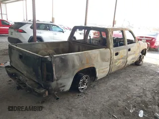 2001 Chevrolet Silverado 1500HD LS with VIN 1GCGK13U01F140108, listed as a IAAI auction lot 41727666 with Not Provided miles and . Bid and sale history available at DreamBid. Image 4.
