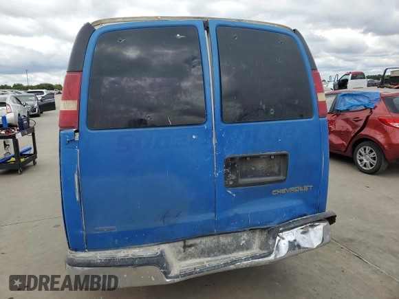 2005 Chevrolet Express Passenger with VIN 1GAHG39U351118043, listed as a Copart auction lot 70053224 with 264,381 mi miles and Clean title. Bid and sale history available at DreamBid. Image 6.