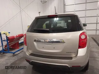 2015 Chevrolet Equinox LS with VIN 1GNFLEEK4FZ113731, listed as a IAAI auction lot 41989993 with 115,186 mi miles and . Bid and sale history available at carsss.com. Image 16.