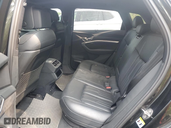 2019 Audi e-tron Prestige with VIN WA1VAAGE8KB008858, listed as a Copart auction lot 56161725 with 123,111 mi miles and Clean title. Bid and sale history available at DreamBid. Image 11.