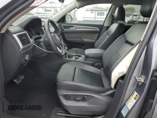 2021 Volkswagen Atlas SE with VIN 1V2RR2CA6MC578698, listed as a Copart auction lot 51353425 with 63,574 mi miles and Salvage title. Bid and sale history available at DreamBid. Image 7.