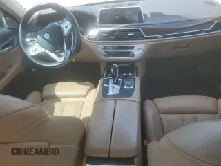2021 BMW 7 Series 750i xDrive with VIN WBA7U2C07MCG34372, listed as a Copart auction lot 50639425 with 44,120 mi miles and Clean Title. Bid and sale history available at carsss.com. Image 8.