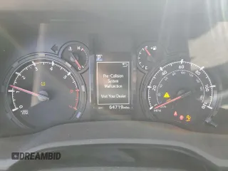 2022 Toyota 4Runner SR5 Premium with VIN JTENU5JR6N6069988, listed as a Copart auction lot 51789245 with 64,719 mi miles and Salvage title. Bid and sale history available at DreamBid. Image 9.