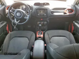 2017 Jeep Renegade Trailhawk z VIN ZACCJBCB5HPE59954, wystawiony jako Copart lot #58703705 z przebiegiem 155 407 mil mil oraz Szkoda całkowita • Salvage title. Historia ofert i sprzedaży dostępna na DreamBid. Obrazek 8.