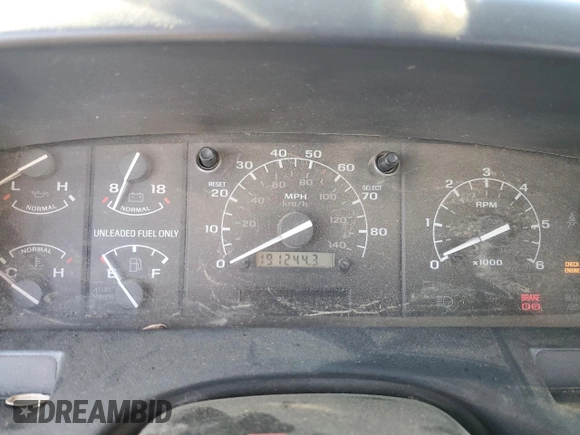 1992 Ford F-250 с VIN 1FTHX26G8NKB92391, выставлен на аукционе Copart как лот 42746455 с пробегом 191 244 миль миль и Чистый • Clean title. История ставок и продаж доступна на DreamBid. Изображение 9.
