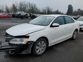 2013 Volkswagen Jetta Sedan SE with VIN 3VWDP7AJ5DM396939, listed as a Copart auction lot 84428694 with 69,908 mi miles and Salvage Title. Bid and sale history available at carsss.com. Image 1.