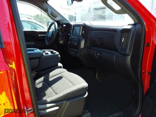 2021 Chevrolet Silverado 1500 Custom Trail Boss with VIN 1GCPYCEH5MZ173277, listed as a IAAI auction lot 41595244 with 100,611 mi miles. Bid and sale history available at carsss.com. Image 5.