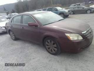 2006 Toyota Avalon XL with VIN 4T1BK36B56U071866, listed as a IAAI auction lot 41793074 with 175,167 mi miles and . Bid and sale history available at carsss.com. Image 1.