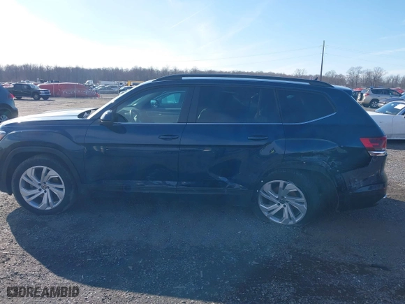 2021 Volkswagen Atlas 3.6L V6 SE w/Technology with VIN 1V2HR2CA1MC559181, listed as a IAAI auction lot 41606635 with 42,890 mi miles. Bid and sale history available at carsss.com. Image 14.