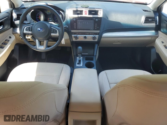 2017 Subaru Legacy Premium z VIN 4S3BNAH65H3032929, wystawiony jako Copart lot #61490195 z przebiegiem 54 863 mil mil oraz Szkoda całkowita • Salvage title. Historia ofert i sprzedaży dostępna na DreamBid. Obrazek 8.