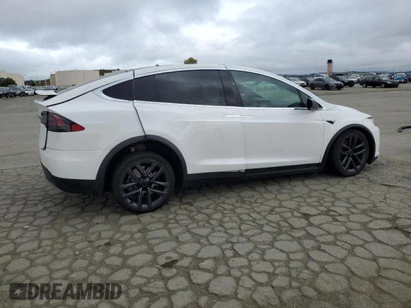 2019 Tesla Model X 75D with VIN 5YJXCAE21KF160589, listed as a Copart auction lot 50985585 with 31,273 mi miles and Salvage Title. Bid and sale history available at carsss.com. Image 3.