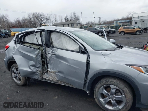 2021 Honda HR-V LX with VIN 3CZRU6H30MM705682, listed as a IAAI auction lot 41739047 with 38,739 mi miles. Bid and sale history available at carsss.com. Image 6.