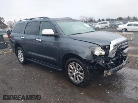 2010 Toyota Sequoia Platinum with VIN 5TDYY5G17AS022633, listed as a IAAI auction lot 40913539 with 294,432 mi miles. Bid and sale history available at carsss.com. Image 1.