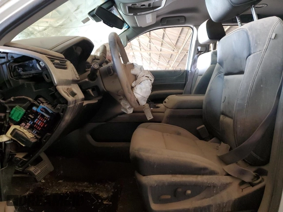 2015 Chevrolet Suburban LT z VIN 1GNSCJKC3FR585391, wystawiony jako Copart lot #88498085 z przebiegiem Nie podano mil oraz Szkoda całkowita • Salvage title. Historia ofert i sprzedaży dostępna na DreamBid. Obrazek 7.