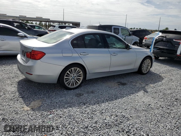 2015 BMW 3 Series 328i z VIN WBA3A5G59FNS84441, wystawiony jako Copart lot #63159925 z przebiegiem 89 735 mil mil oraz Czysty tytuł • Clean title. Historia ofert i sprzedaży dostępna na DreamBid. Obrazek 3.