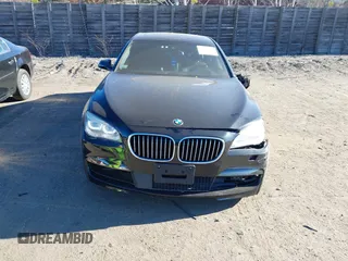 2015 BMW 7 Series 750Li xDrive with VIN WBAYF8C56FD654698, listed as a IAAI auction lot 41229313 with 120,238 mi miles and . Bid and sale history available at carsss.com. Image 12.