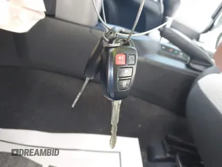 2016 Toyota RAV4 XLE с VIN 2T3RFREV3GW453890, выставлен на аукционе IAAI как лот 41987922 с пробегом 109 783 миль миль и . История ставок и продаж доступна на DreamBid. Изображение 11.