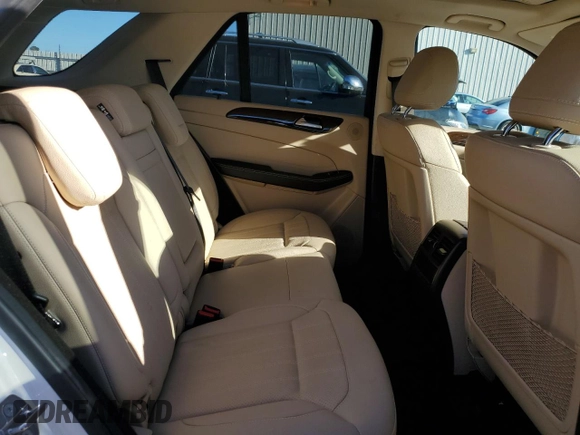 2019 Mercedes-Benz GLE 400 with VIN 4JGDA5GB1KB215988, listed as a Copart auction lot 85997784 with 49,906 mi miles and Salvage title. Bid and sale history available at DreamBid. Image 11.