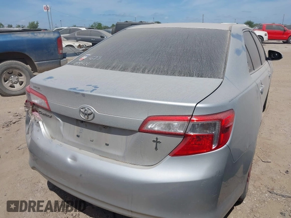 2014 Toyota Camry L with VIN 4T4BF1FK5ER391296, listed as a IAAI auction lot 41935100 with 177,571 mi miles. Bid and sale history available at carsss.com. Image 4.