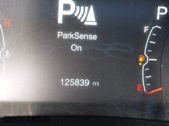 2018 Jeep Compass Altitude with VIN 3C4NJDBBXJT202826, listed as a IAAI auction lot 42012645 with 125,839 mi miles and . Bid and sale history available at carsss.com. Image 15.