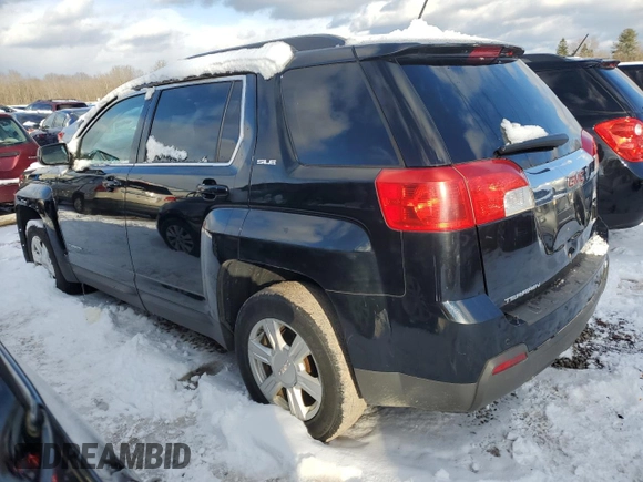 2015 GMC Terrain SLE z VIN 2GKFLWEK3F6334512, wystawiony jako Copart lot #87001684 z przebiegiem 110 041 mil mil oraz Szkoda całkowita • Salvage title. Historia ofert i sprzedaży dostępna na DreamBid. Obrazek 2.