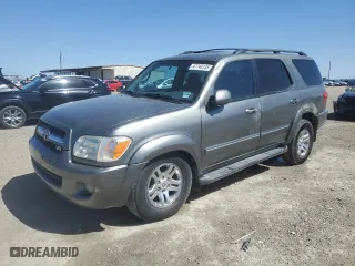 2005 Toyota Sequoia SR5 with VIN 5TDZT34A55S256027, listed as a Copart auction lot 47748135 with 216,652 mi miles and Salvage Title. Bid and sale history available at carsss.com. Image 1.