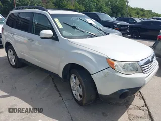2010 Subaru Forester X Premium with VIN JF2SH6CC4AH751097, listed as a IAAI auction lot 42653260 with 206,426 mi miles and . Bid and sale history available at DreamBid. Image 1.