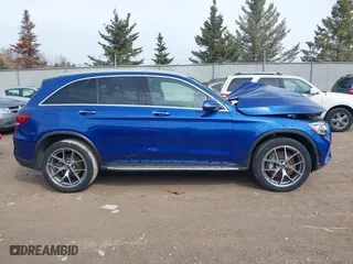 2022 Mercedes-Benz GLC with VIN W1N0G8EB1NG069727, listed as a IAAI auction lot 41841850 with 38,512 mi miles. Bid and sale history available at carsss.com. Image 13.