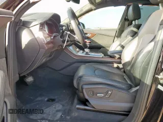 2021 Audi Q7 Prestige z VIN WA1VXAF74MD027951, wystawiony jako Copart lot #60151935 z przebiegiem Nie podano mil oraz Szkoda całkowita • Salvage title. Historia ofert i sprzedaży dostępna na DreamBid. Obrazek 7.