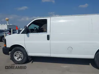 2007 Chevrolet Express Cargo with VIN 1GCGG25V471172398, listed as a IAAI auction lot 42429727 with 288,256 mi miles and . Bid and sale history available at DreamBid. Image 14.