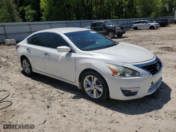 2015 Nissan Altima 2.5 SV with VIN 1N4AL3AP8FC281017, listed as a Copart auction lot 52249875 with 111,140 mi miles and Salvage Title. Bid and sale history available at carsss.com. Image 4.