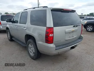 2007 Chevrolet Tahoe LS with VIN 1GNFC13C57R417897, listed as a IAAI auction lot 42588952 with 212,919 mi miles and . Bid and sale history available at DreamBid. Image 3.
