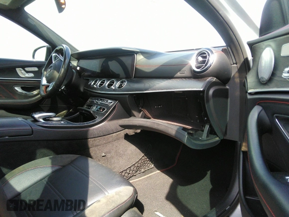 2018 Mercedes-Benz E AMG E 43 with VIN WDDZF6EB8JA486593, listed as a IAAI auction lot 40496961 with 78,160 mi miles. Bid and sale history available at carsss.com. Image 5.