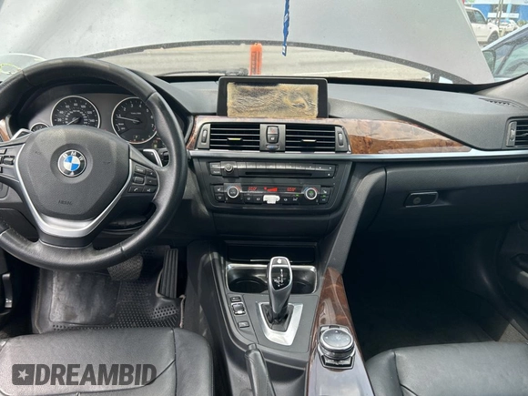 2014 BMW 3 Series 328i Gran Turismo xDrive with VIN WBA3X5C56ED557277, listed as a Copart auction lot 54420655 with 169,895 mi miles and Clean title. Bid and sale history available at DreamBid. Image 9.