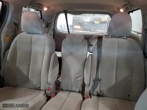 2014 Toyota Sienna LE AAS with VIN 5TDKK3DC5ES521566, listed as a Copart auction lot 45471325 with 150,380 mi miles and Clean Title. Bid and sale history available at carsss.com. Image 10.