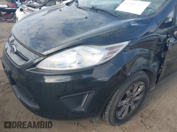 2013 Ford Fiesta SE with VIN 3FADP4EJ7DM140755, listed as a IAAI auction lot 41908366 with 68,744 mi miles. Bid and sale history available at carsss.com. Image 6.