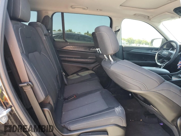2023 Jeep Grand Cherokee Laredo с VIN 1C4RJKAG8P8799842, выставлен на аукционе Copart как лот 57648405 с пробегом 13 306 миль миль и Списание • Salvage title. История ставок и продаж доступна на DreamBid. Изображение 11.