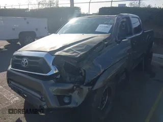 2013 Toyota Tacoma PreRunner z VIN 5TFJU4GN1DX046628, wystawiony jako IAAI lot #41216083 z przebiegiem Nie podano mil oraz . Historia ofert i sprzedaży dostępna na DreamBid. Obrazek 6.