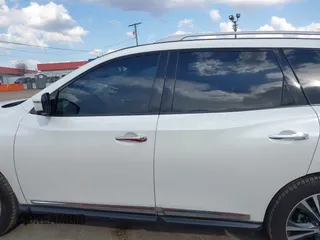 2019 Nissan Pathfinder S z VIN 5N1DR2MM5KC635874, wystawiony jako IAAI lot #41790147 z przebiegiem 97 710 mil mil oraz . Historia ofert i sprzedaży dostępna na DreamBid. Obrazek 15.