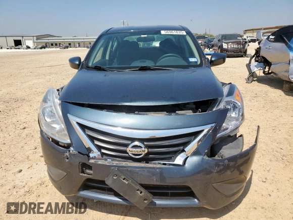 2016 Nissan Versa S z VIN 3N1CN7AP7GL841512, wystawiony jako Copart lot #56961835 z przebiegiem 109 393 mil mil oraz Czysty tytuł • Clean title. Historia ofert i sprzedaży dostępna na DreamBid. Obrazek 5.