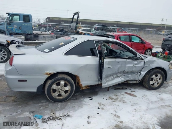 2001 Honda Accord Cpe EX with VIN 1HGCG325X1A012317, listed as a IAAI auction lot 41561617 with 191,456 mi miles. Bid and sale history available at carsss.com. Image 6.