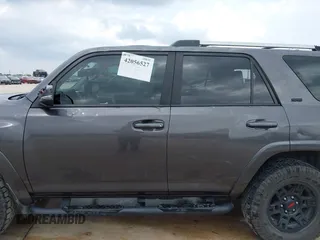 2020 Toyota 4Runner SR5 with VIN JTEZU5JR0L5214205, listed as a IAAI auction lot 42056527 with 159,814 mi miles and . Bid and sale history available at DreamBid. Image 14.