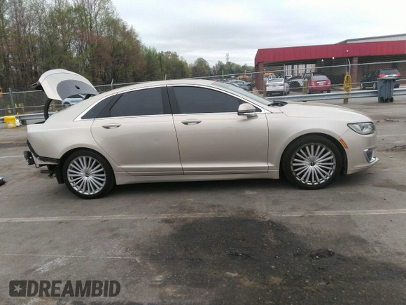 2017 Lincoln MKZ Reserve z VIN 3LN6L5E94HR615115, wystawiony jako IAAI lot #41947698 z przebiegiem 122 090 mil mil oraz . Historia ofert i sprzedaży dostępna na DreamBid. Obrazek 14.