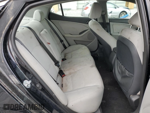 2013 Kia Optima LX z VIN 5XXGM4A73DG253615, wystawiony jako Copart lot #58514875 z przebiegiem Nie podano mil oraz Tytuł czysty. Historia ofert i sprzedaży dostępna na DreamBid. Obrazek 10.