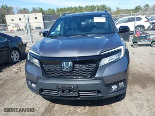2021 Honda Passport Elite with VIN 5FNYF8H08MB011467, listed as a IAAI auction lot 41929708 with 34,106 mi miles. Bid and sale history available at carsss.com. Image 12.