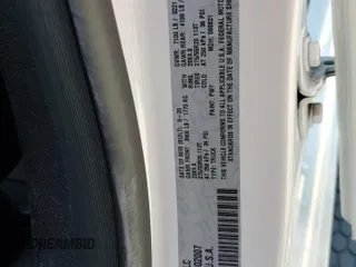 2020 Ram 1500 Laramie z VIN 1C6SRFJT5LN402007, wystawiony jako Copart lot #56427815 z przebiegiem 79 159 mil mil oraz Szkoda całkowita • Salvage title. Historia ofert i sprzedaży dostępna na DreamBid. Obrazek 12.